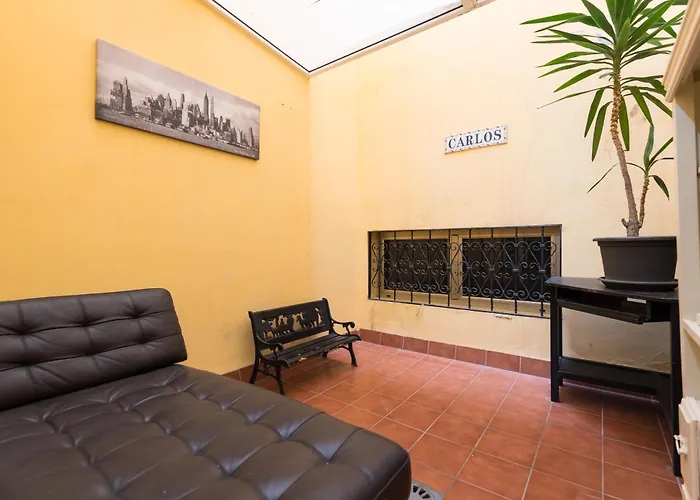 Sg Carlos Family House